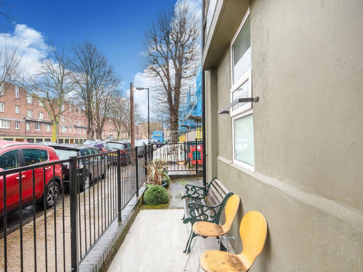 Lovely Studio In London With Patio 外观 照片
